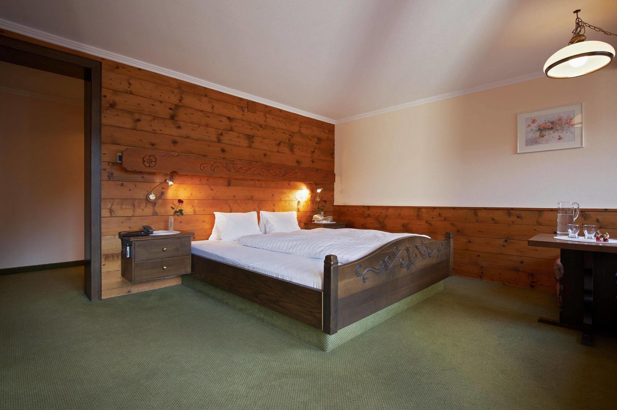 Hotel Kanisfluh 梅劳 外观 照片